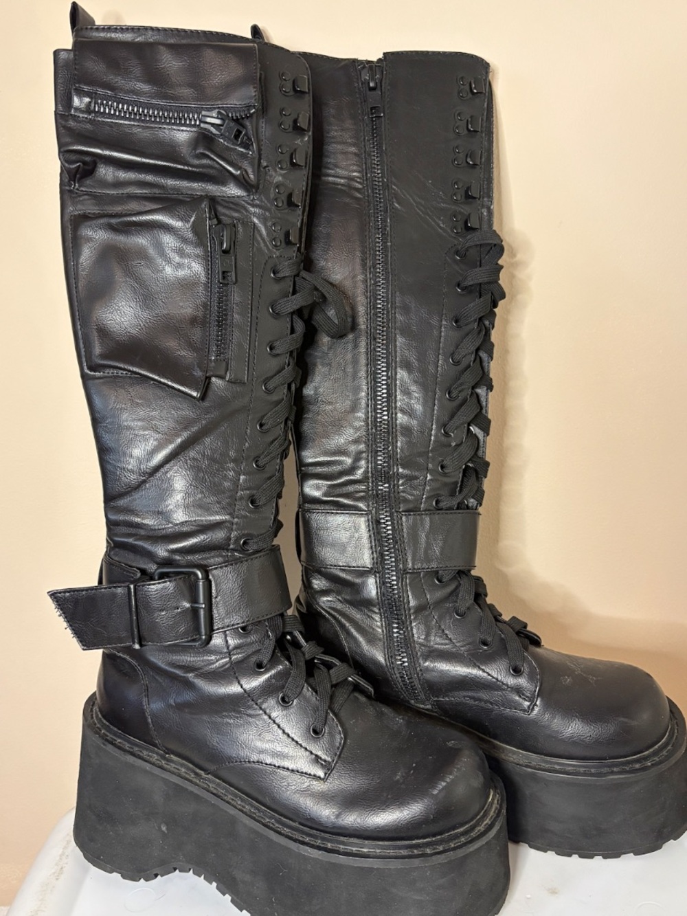 Dollskill Current Mood Obsidian Platform Boots 2.0 - Picture 1 of 2